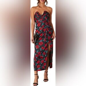 DEE ELLY Just A Bit Rosey Dress In Black Multi